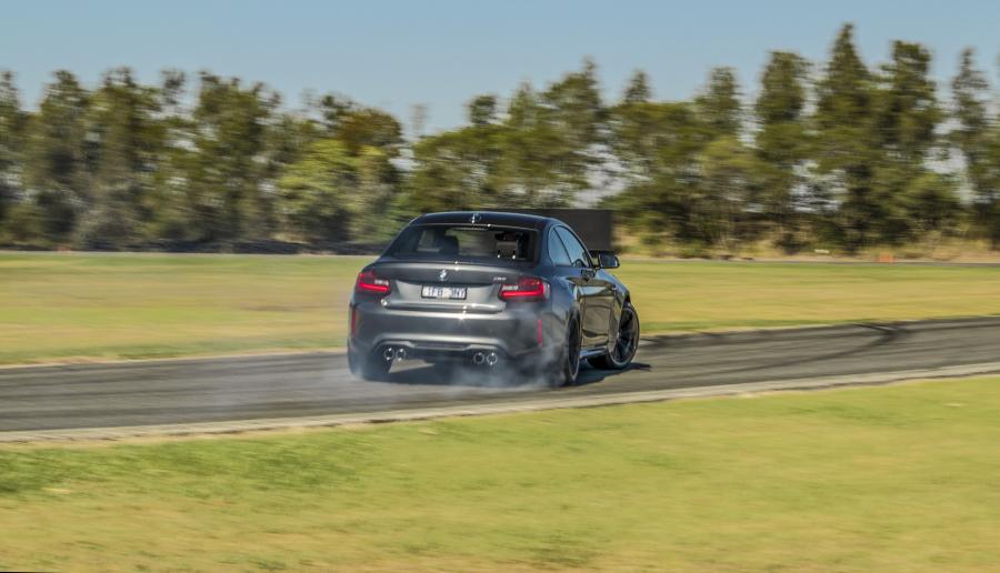 BMW M2 Coupe (F87) 2016 года  (AU) (фото 18 из 40)